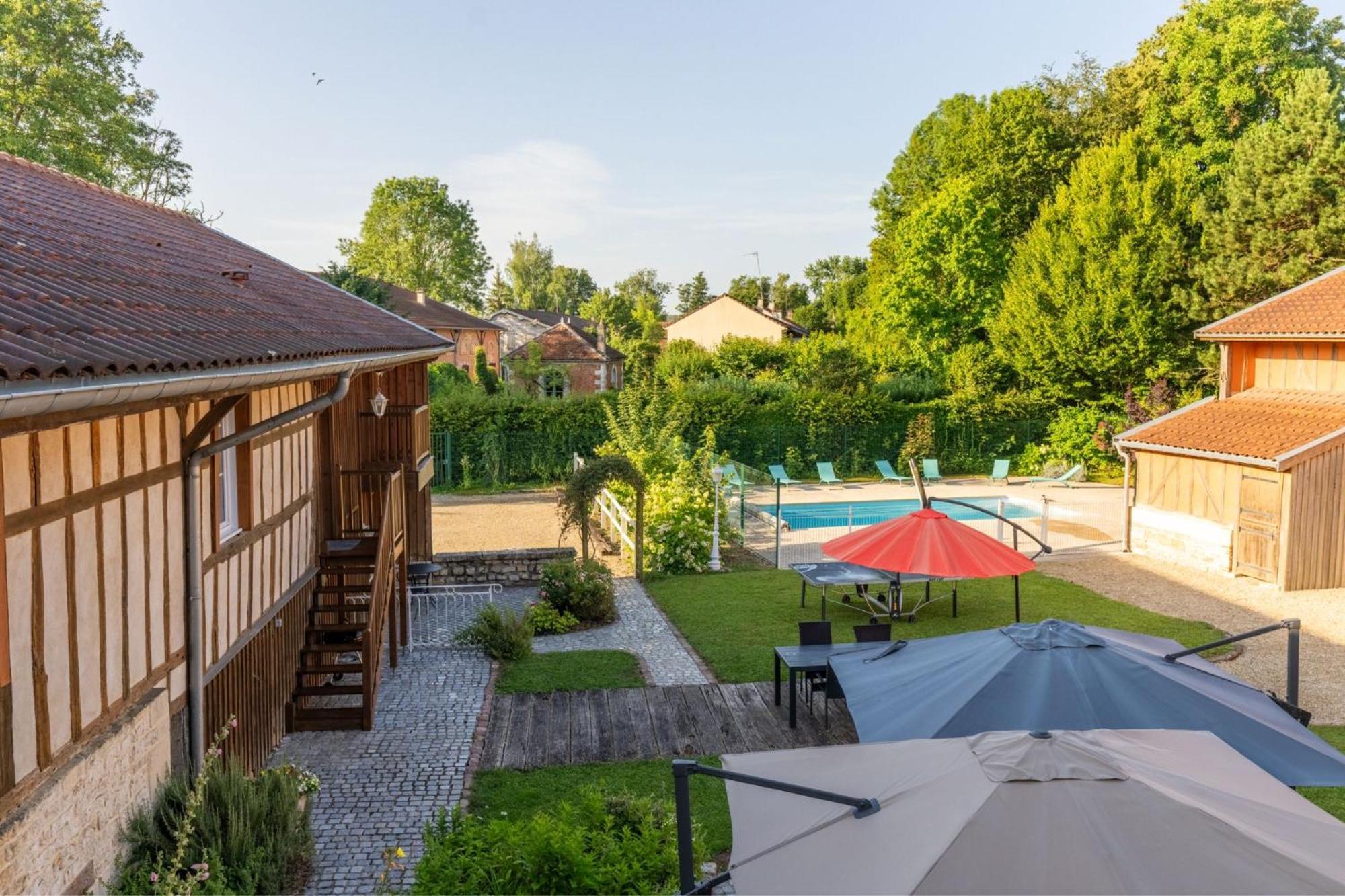 Gite les oiseaux_A Louvemont avec piscine chauffée Villa Esterno foto