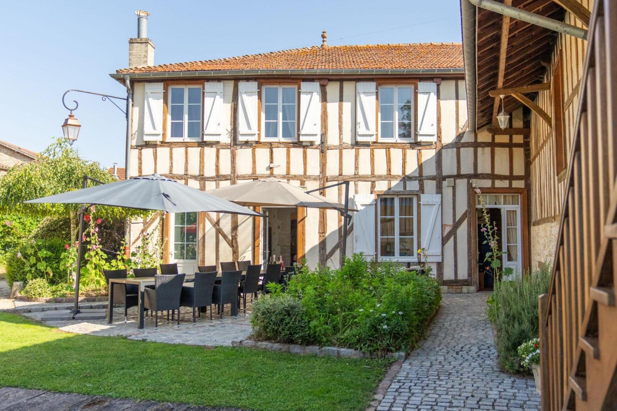 Gite les oiseaux_A Louvemont avec piscine chauffée Villa Esterno foto