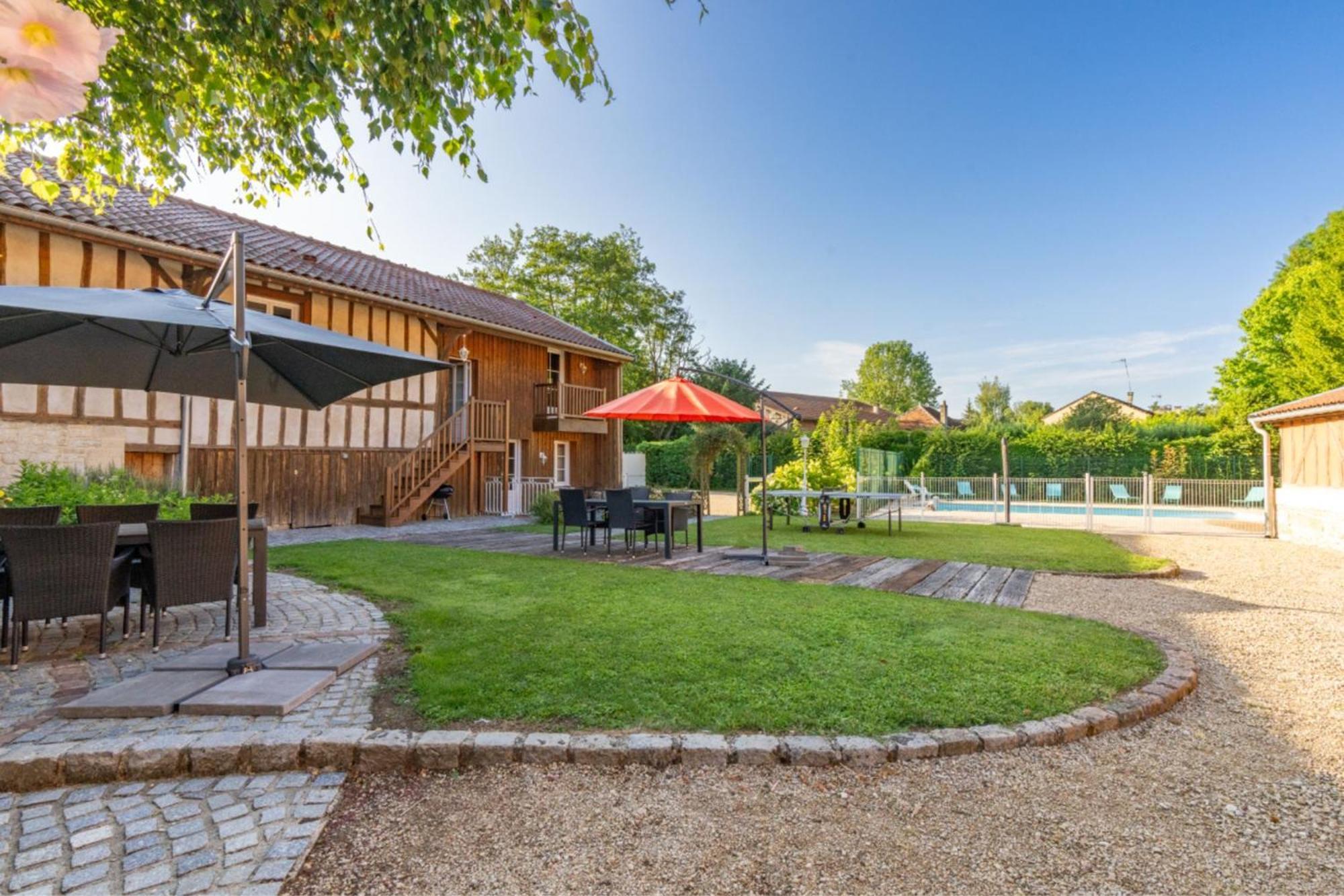 Gite les oiseaux_A Louvemont avec piscine chauffée Villa Esterno foto